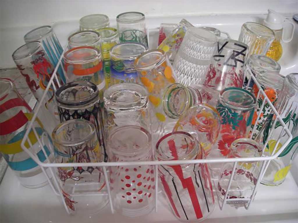 No necesitas muchos vasos para beber