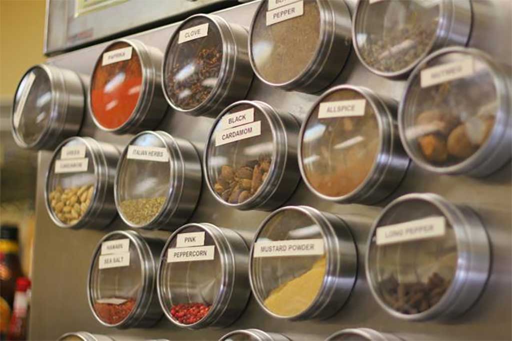 No desperdicie su dinero en una colección de especias precargadas
