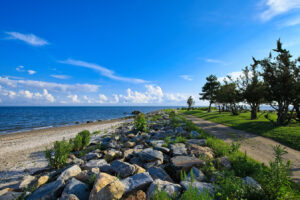 Entre Nueva York y New Haven se encuentra uno de los parques estatales más antiguos de Connecticut con playas pintorescas y pesca.