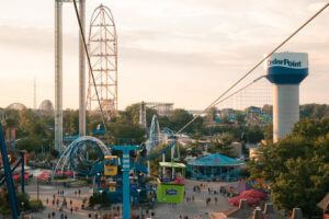 Cinco de las nuevas montañas rusas más comentadas para 2026 pertenecen a una cadena de parques temáticos, según una encuesta