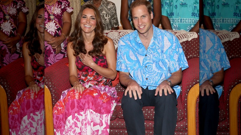 Kate Middleton y el Príncipe William posan vistiendo ropa tradicional de la isla durante una visita a la casa del Gobernador General como parte de su gira del Jubileo de Diamante por el Lejano Oriente el 16 de septiembre de 2012 en Honiara, Isla Guadalcanal (2012)