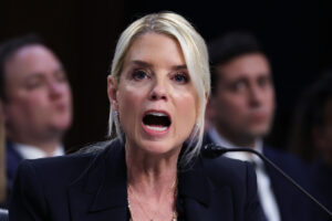 Los fallos de cabello más desafortunados de Pam Bondi