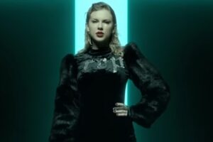 Los peores atuendos para videos musicales de Taylor Swift que deberían haber permanecido fuera de la pantalla