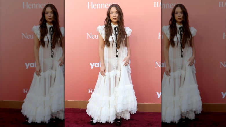 Laufey en el evento Billboard Women in Music 2026.