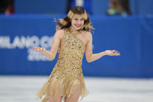 Los patinadores sobre hielo olímpicos deben cumplir algunas reglas estrictas de la moda