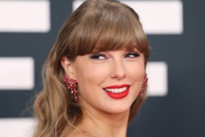 La impresionante evolución de la belleza de Taylor Swift a lo largo de los años