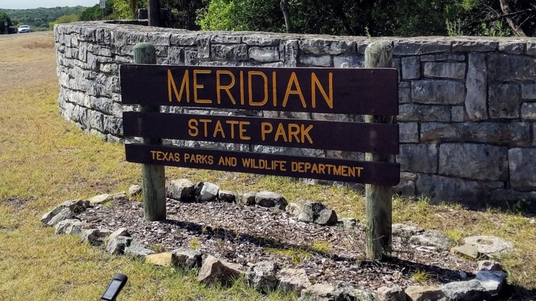 El cartel del Parque Estatal Meridian