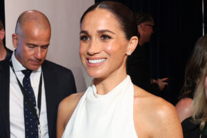 Los mejores atuendos de Meghan Markle a los 40 (hasta ahora)