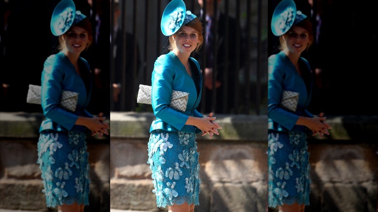 La princesa Beatriz en la boda de Mike Tindall y Zara Phillips.