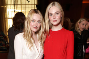 9 fotos de Dakota y Elle Fanning que demuestran que su vínculo fraternal es inquebrantable