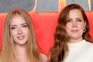 Todo el mundo está comparando a la hija de Amy Adams con esta impresionante estrella (y lo vemos totalmente)