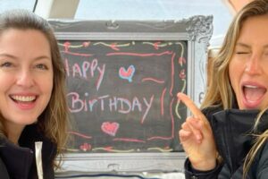 Dulces fotos de Gisele Bündchen y su hermana gemela Patricia