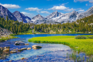 Los 7 lagos de gran altura más hermosos de Sierra Nevada que no son el lago Tahoe