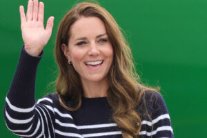 Deje que el sofisticado estilo de los pantalones cortos de Kate Middleton inspire sus conjuntos de verano 2026