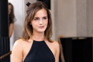 La impresionante transformación de estilo de Emma Watson, en fotos