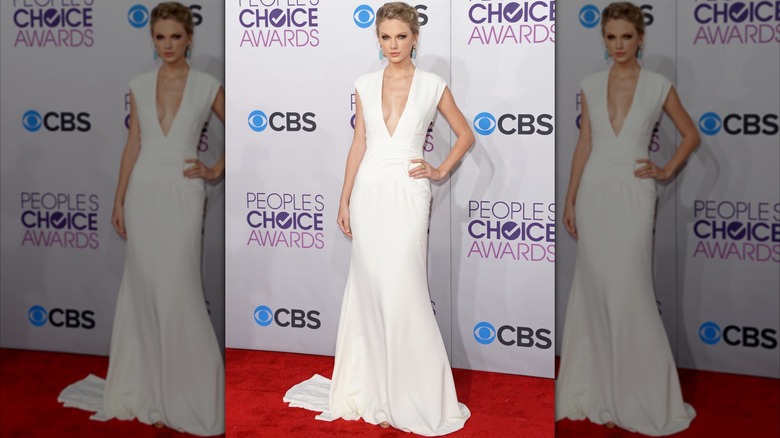 Taylor Swift posa en los People's Choice Awards 2013