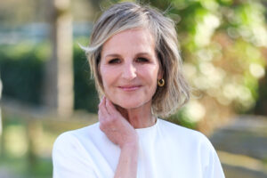 Helen Hunt aprovecha el envejecimiento como una oportunidad para dejar de preocuparse por lo que piensen los demás