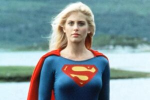 Cómo luce ahora la superchica Helen Slater de los 80