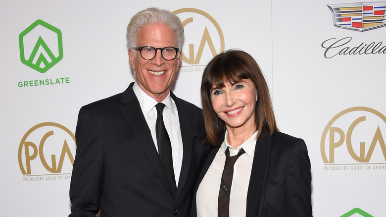 Ted Danson y Mary Steenburgen durante la 30ª edición de los premios anuales del gremio de productores