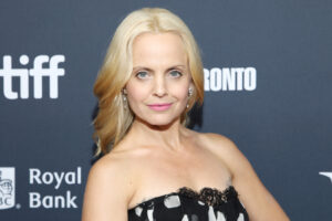 Mena Suvari se sinceró sobre la lucha contra la depresión posparto: ‘Es mucho trabajo’