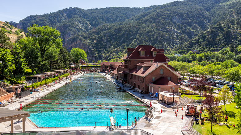 Ciudad turística de Glenwood Springs en Colorado