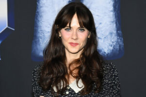 Cómo el flequillo se convirtió en el estilo normal de Zooey Deschanel: ‘Todo empezó a los 2 años’