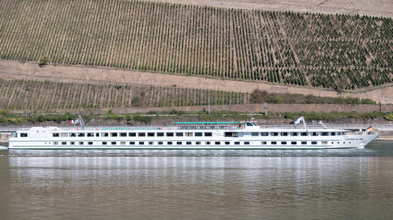 Crucero fluvial LEONARDO DA VINCI de CroisiEurope en el río Rin.