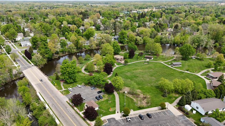 Una vista aérea del espacio verde en Williamston, Michigan