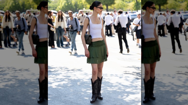 Un modelo afuera del desfile de Elie Saab Alta Costura Otoño/Invierno 2026/2027 el 8 de julio de 2026 en París