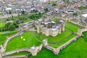 Entre Edimburgo y Middlesbrough hay una ciudad pintoresca con tiendas divertidas, comidas deliciosas y un encanto histórico.