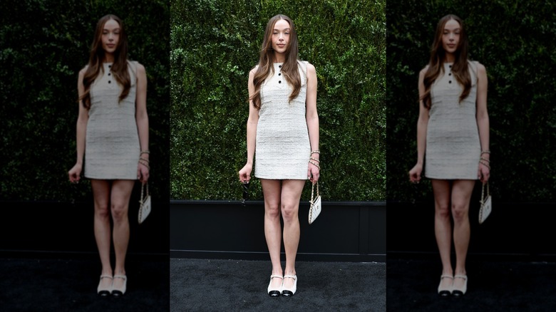 Ella Beatty asiste al almuerzo de mujeres del Festival CHANEL Tribeca para celebrar el programa A TRAVÉS DE HER LENS en el Hotel Greenwich el 6 de junio de 2025