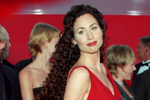 Los Oscar de 1998 de Minnie Driver lucen atónitos, pero fue casi un fracaso de la moda detrás de escena