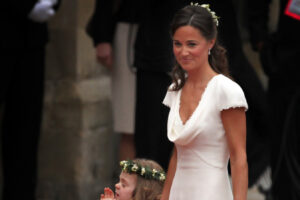 ‘¡Me quedó demasiado bien!’: la divertida respuesta de Pippa Middleton al zumbido de su icónico vestido blanco