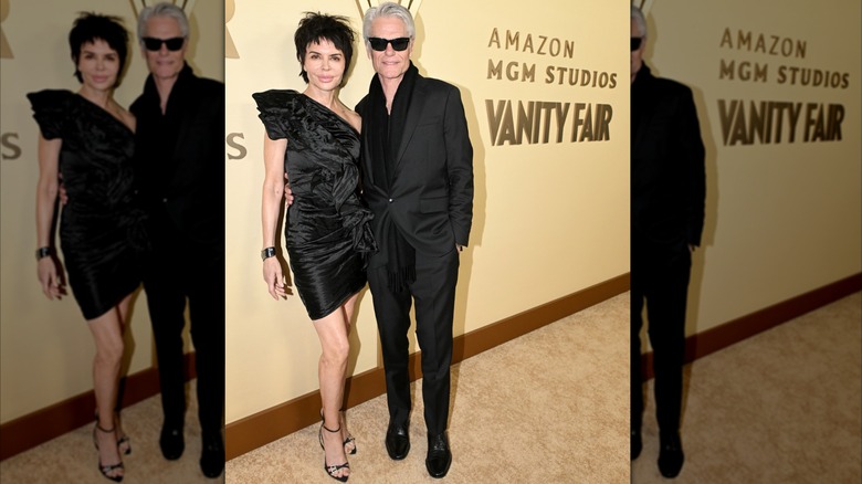 Lisa Rinna y Harry Hamlin asisten a Vanity Fair y Amazon MGM Studios Celebrate Awards Season 2026 en Bar Marmont el 10 de enero de 2026.