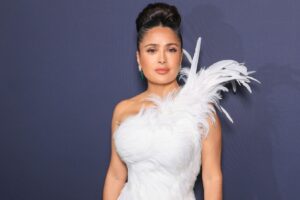 Los mejores momentos de estilo de Salma Hayek cuando tenía 50 años