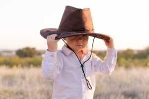 Gracias a Yellowstone, estos nombres de bebés inspirados en el lejano oeste se están volviendo cada vez más populares