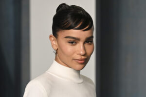 10 celebridades que complementaron la forma de su rostro con cabello más corto