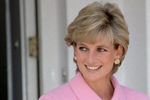 El corte de pelo con plumas característico de la princesa Diana regresará con fuerza en 2026