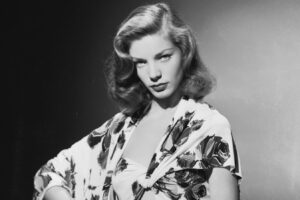 8 fotos retrospectivas del ícono de Hollywood Lauren Bacall que capturaron los años 40 a la perfección
