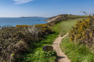 El ‘camino costero más largo del mundo’ es un viaje panorámico por Inglaterra con acantilados, playas y ciudades históricas