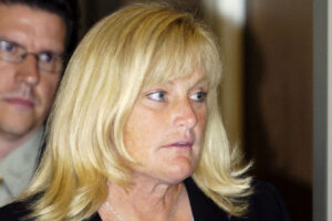 ¿Recuerdas a la ex Debbie Rowe de Michael Jackson? Así es como se ve ahora