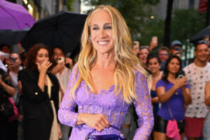 La transformación de estilo de Sarah Jessica Parker demuestra que la moda no deja de ser divertida después de los 50